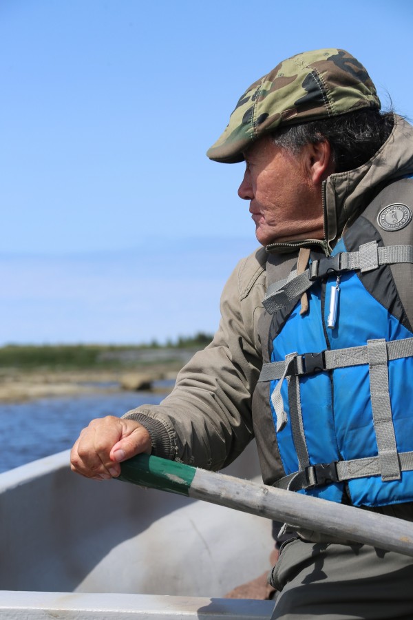 L'Aîné Charlie à la pêche à Chisasibi